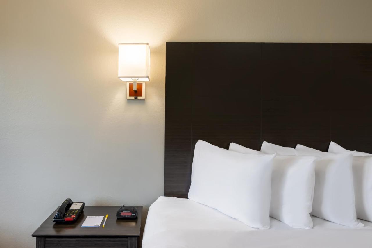 Days Inn By Wyndham Somerset Pa I-70 I-76 מראה חיצוני תמונה