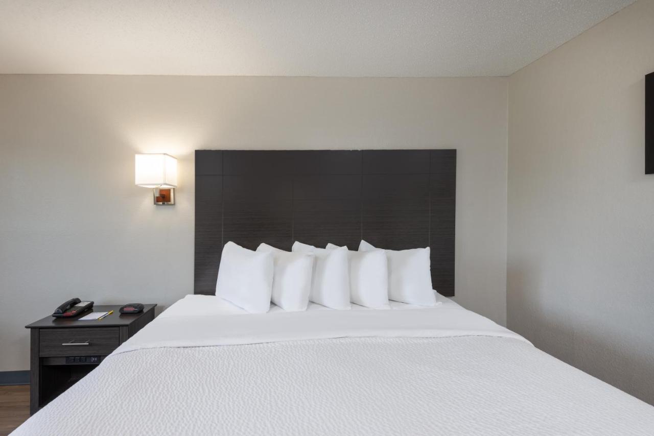 Days Inn By Wyndham Somerset Pa I-70 I-76 מראה חיצוני תמונה